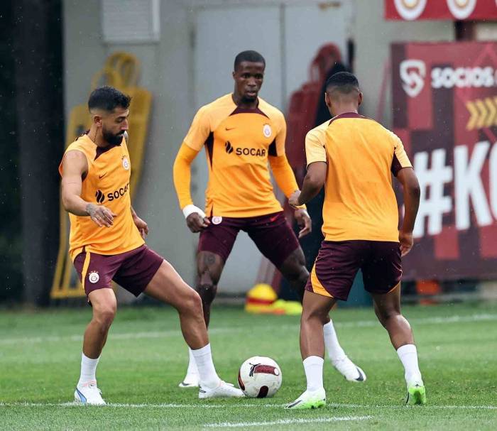 Galatasaray, Olimpija Ljubljana Maçı Hazırlıklarını Tamamladı