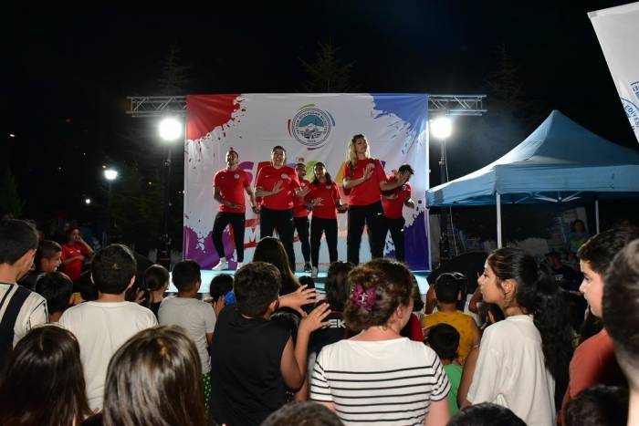 ’spor A.ş. Bizim Mahallede’ Etkinliği Çocukları Coşturdu