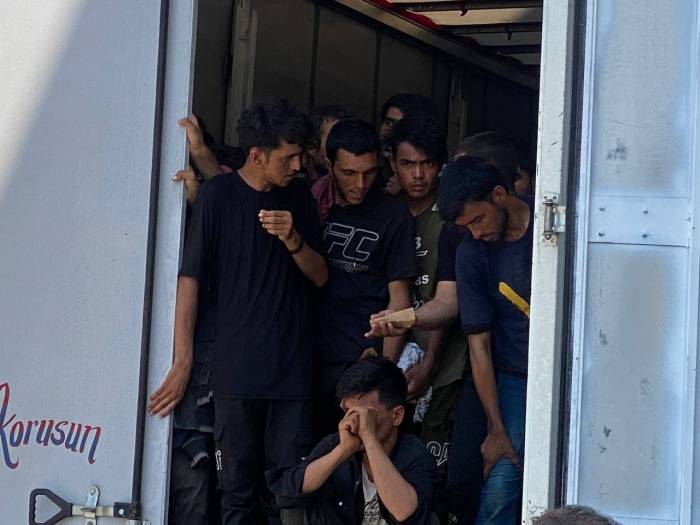 Tokat’ta 50 Kaçak Göçmen Yakalandı