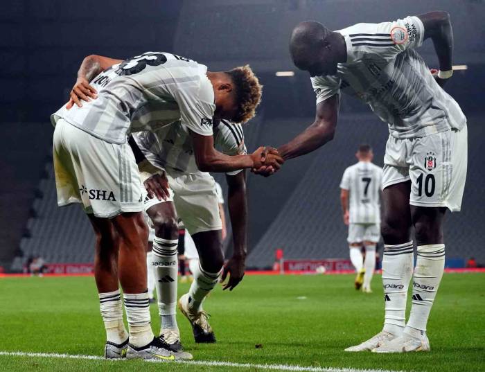 Trendyol Süper Lig: Fatih Karagümrük: 0 - Beşiktaş: 1 (maç Sonucu)