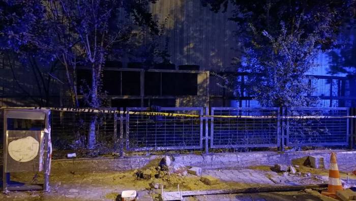 Migros’ta Klima Patladı, Bakım İşçisi Ağır Yaralandı