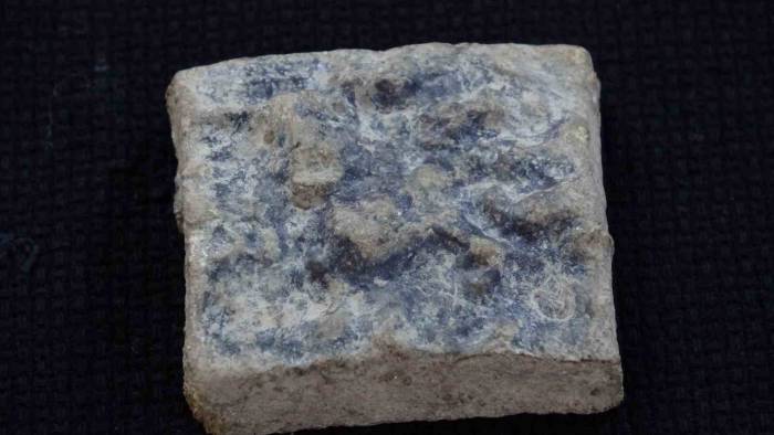 Assos Antik Kentine Ait 2 Bin 300 Yılık Ağırlık Birimi Bulundu