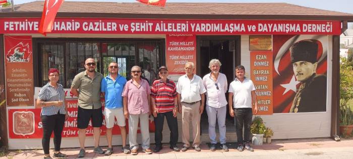 Fethiye’de Gaziler Derneği’nden Şehitler İçin Kar Şerbeti Hayrı