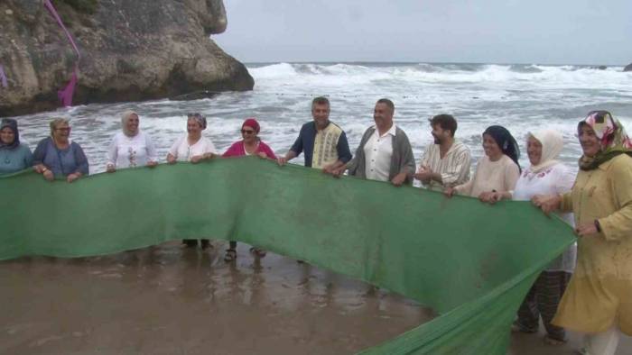 Şile’de Festival Coşkusu Devam Ediyor: Şile Bezi Ritüeli Yapıldı