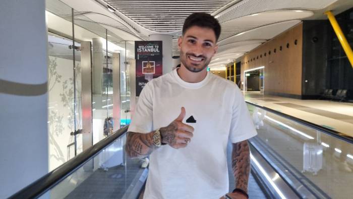 Trabzonspor’un Anlaşmaya Vardığı Fountas, İstanbul’a Geldi