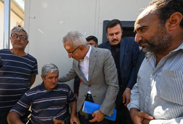 Yük Trenleri Deprem Bölgelerine Yardım Taşımaya Devam Ediyor