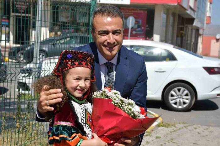 Ardahan Valisi Hayrettin Çiçek Göreve Başladı