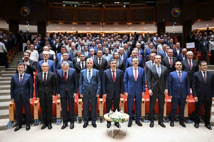 Cumhurbaşkanı Yardımcısı Yılmaz: "Daha Düşük Tek Haneli Enflasyon Hedeflerden Resesyona Düşmeden Devam Etmek Durumundayız"