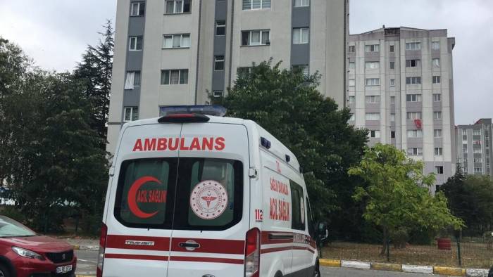 Kız Arkadaşını Süpürgenin Kablosuyla Boğarak Öldürdü