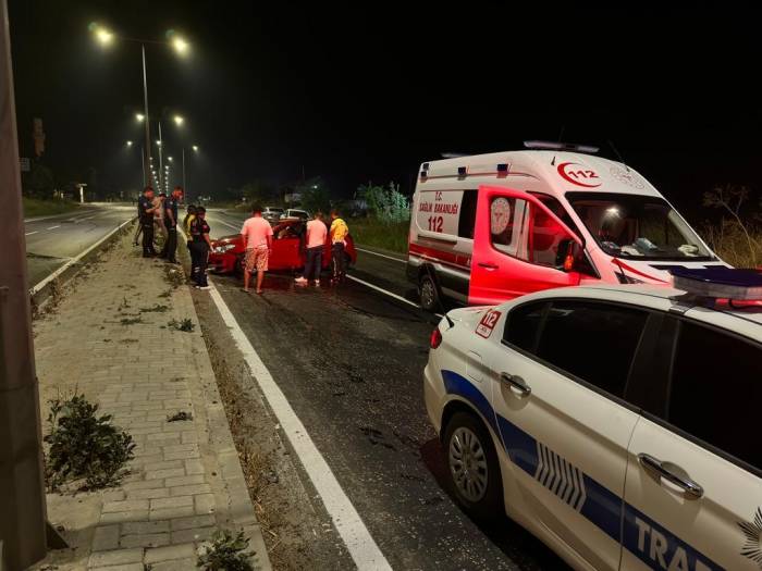 Refüje Çarptı: 1 Yaralı