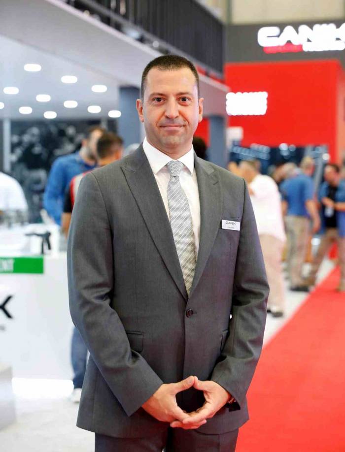 ’yılın En İyisi’ Bu Sene De ’canik’ Oldu