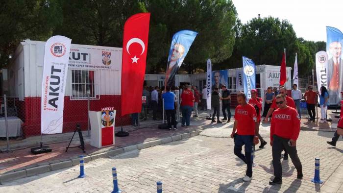 17 Ağustos Depreminin Yıl Dönümünde Akut Çanakkale Ekibinin Kepez Operasyon Merkezi Açıldı