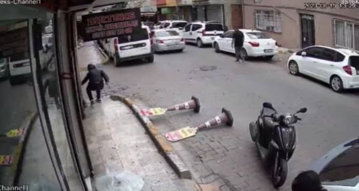 İstanbul’da Zihinsel Engelli Gence Silahlı Saldırı Kamerada: 2 Ay Önce De Kardeşi Saldırıya Uğradı