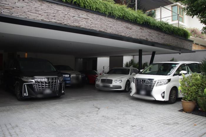 Singapur’da 735 Milyon Dolarlık Kara Para Aklama Operasyonu