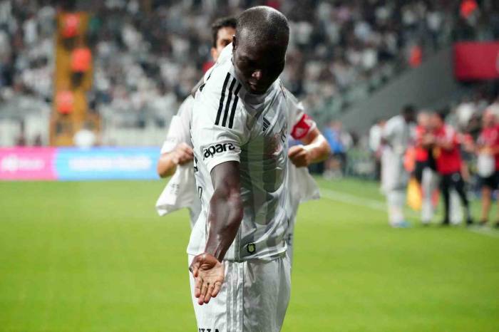 Uefa Avrupa Konferans Ligi: Beşiktaş: 2 - Neftçi Bakü: 1 (Maç Sonucu)