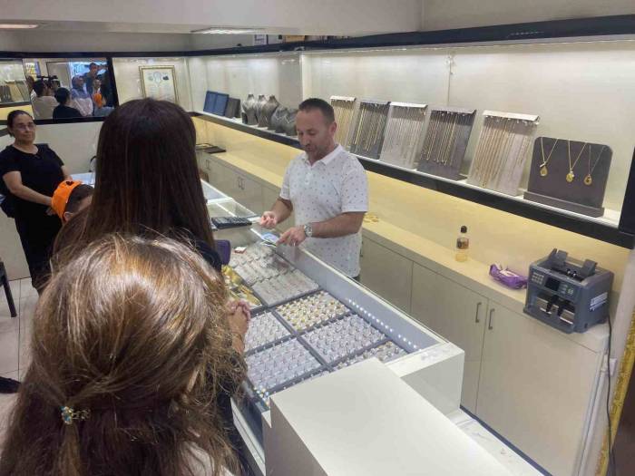 Ak Parti’li Ayaydın: “Büyük Bir Çabayla 3 Büyük Şehrimizi Elde Edeceğiz”