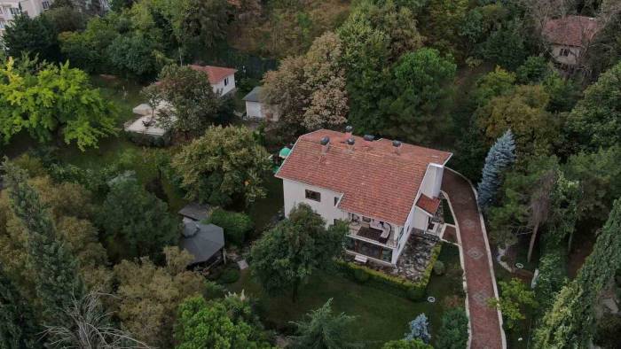 Büyükşehir Belediye Başkanı Aktaş 63 Yıllık Başkanlık Villasını Boşalttı