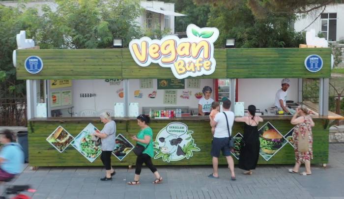 Didim’de Vegan Büfe Hizmete Başladı