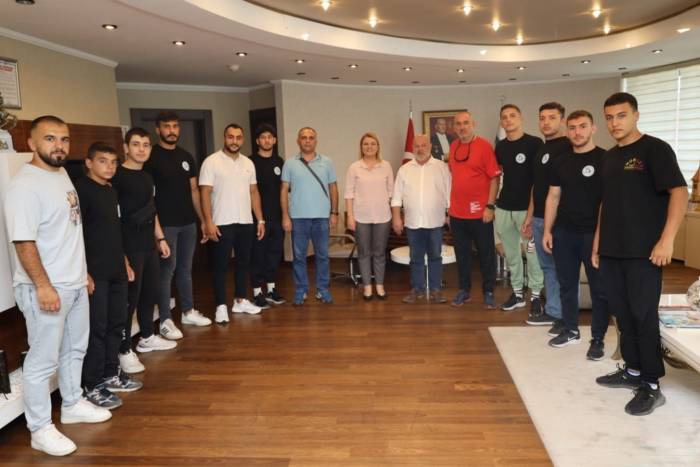 İzmitli Pehlivanlar Manisa’da Kol Bağlayacak