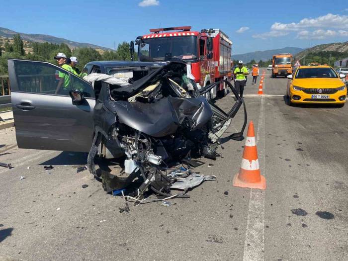 Tokat’ta Trafik Kazası; 1 Kişi Öldü, 1 Kişi Ağır Yaralandı