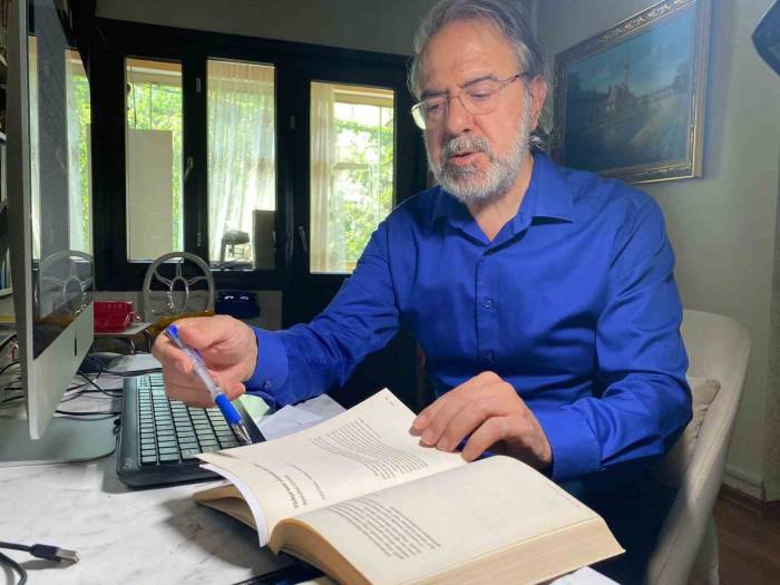 Yazar Mustafa Armağan: "Suriye’de Fransız Egemenliği Ve Fransız Sömürgeciliği Olduğu Halde Ezana Dokunulmadı"