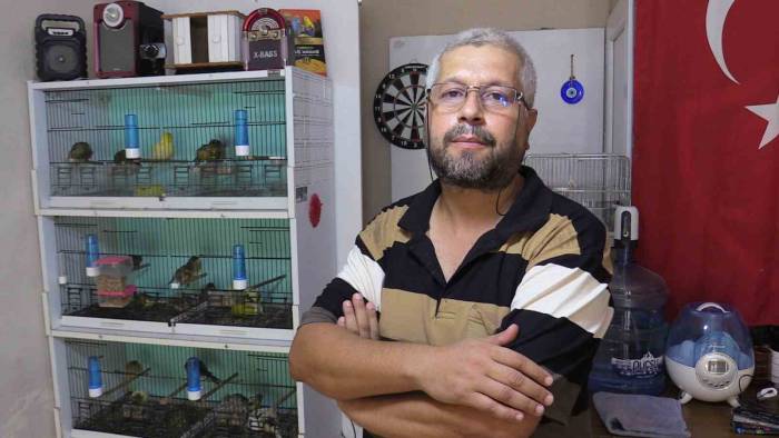 Hobi Olarak Başladı, Şimdi 50 Kuşu Var