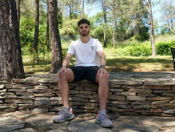 Beşiktaş’ta Ajdin Hasic, Sarajevo’ya Kiralık Olarak Gitti