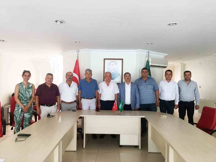 Ege Çiftçisinin Sorunları Tespit Ediliyor