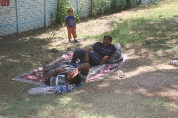 Sıcaktan Bunalan Vatandaşlar Mesire Alanlarına Akın Etti