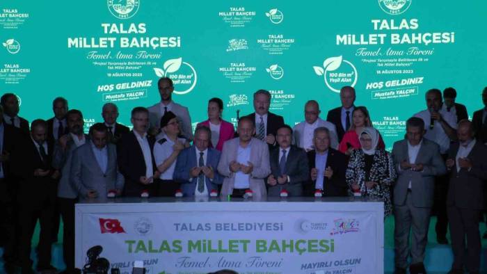 Talas’ın 100 Bin Metrekarelik Millet Bahçesi’nin Temeli Atıldı