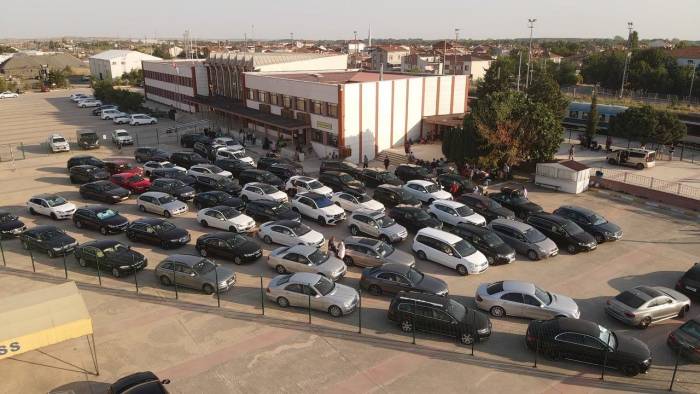 Gurbetçiler Arabalı Trenle Dönüş Yolunda