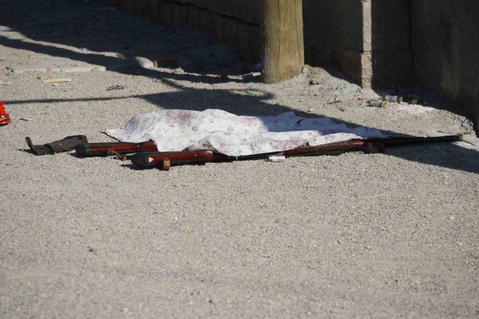 Diyarbakır’da Husumetli Akrabaların Barış Yemeğinde Kan Aktı: 23 Yaralı