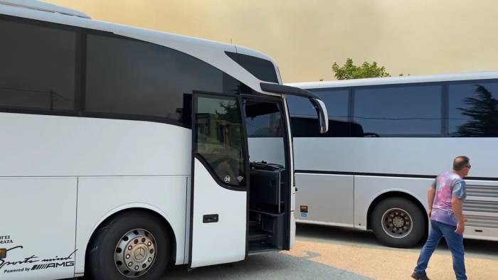 Yunanistan’daki Yangında Tahliyeler Başladı, İpsala Sınır Kapısı Kapatıldı