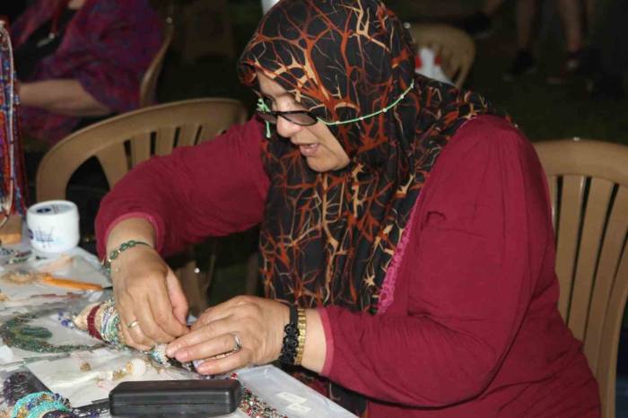 3. Atakum Kadın Emeği Festivali Sahilde Etkinliği Tüm Heyecanıyla Devam Ediyor