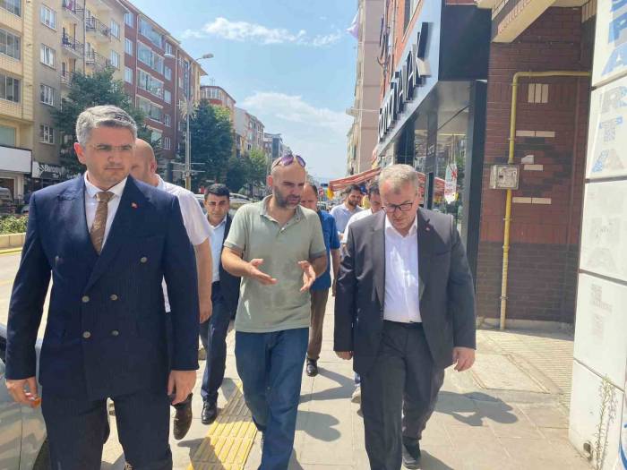 Ak Parti Heyeti Bozüyüklü Sanayicilerle Bir Araya Geldi