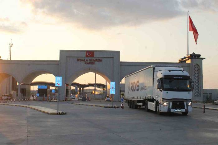 Yunanistan’daki Yangın Nedeniyle Kapanmıştı: İpsala Sınır Kapısı Yeniden Açıldı