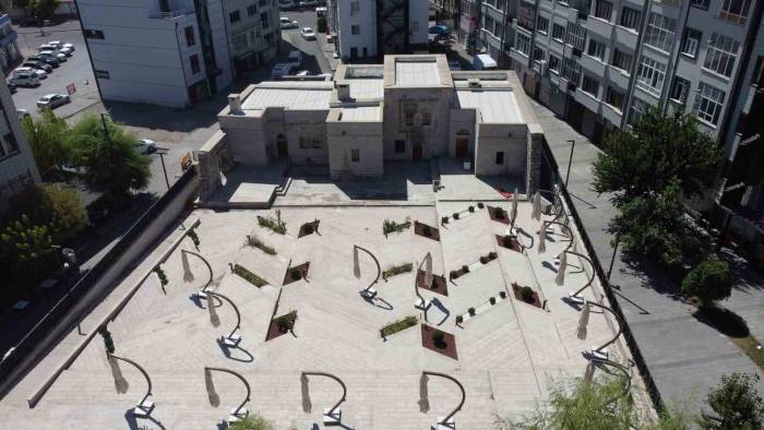 Büyükşehir, Restore Ettiği Gavremoğlu Konağı’na Yeniden Hayat Verdi