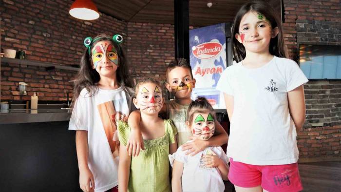 Keçiören’de Çocuklar Yüz Boyama Etkinliği Gerçekleştirdi