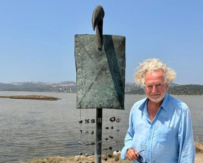 Festivalde Bronz Eserin Parçaları Çalındı