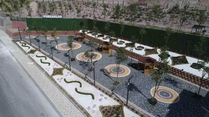 Pursaklar Belediyesinden İlçe Girişine Estetik Dokunuş