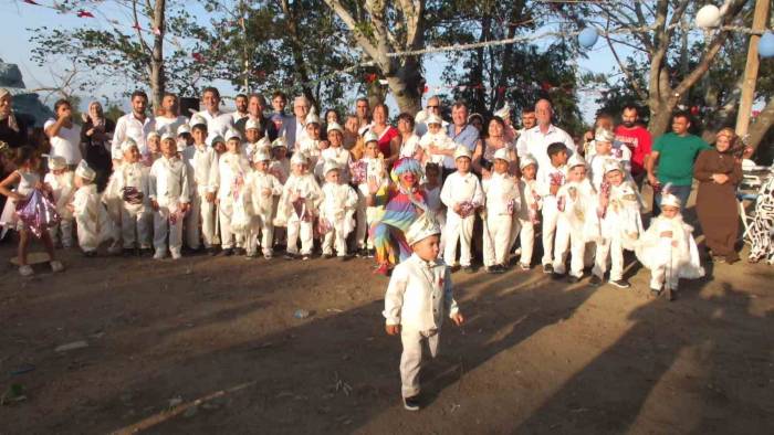 Balıkesir’de Sünnet Şenliği İlgi Gördü