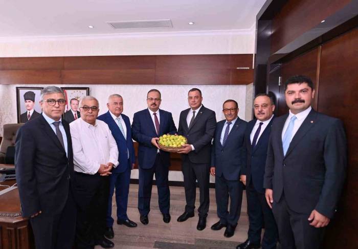 Aydın Valisi Canbolat, Aydın Ticaret Borsası Heyetini Ağırladı