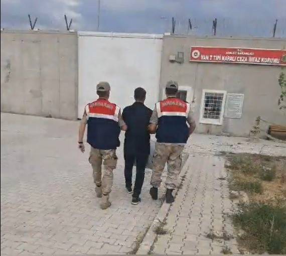 Bakan Yerlikaya: “Van’da Firari 59 Göçmen Kaçakçılığı Organizatörü Yakalandı”