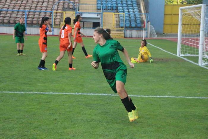 Karabük’te Analig Futbol Türkiye Birinciliği Maçları Devam Ediyor