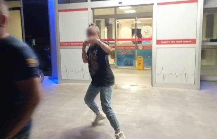 Dedesini Bıçaklayan 14 Yaşındaki Genç Kız Çocuğu Tutuklandı