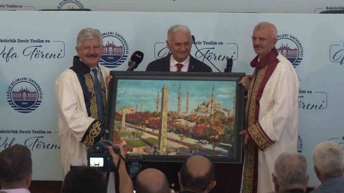 Sağlık Bilimleri Üniversitesi Rektörü Erdöl, Görevi Prof. Dr. Aydın’a Devretti