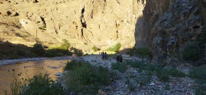 Serinlemek İçin Girdiği Sudan Cansız Bedeni Çıkartıldı