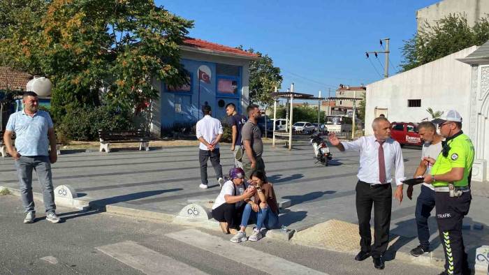 Yaya Geçidinde Yayaya Yolcu Otobüsü Çarptı