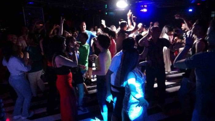 İranlılar Van’da Gönüllerince Eğleniyor