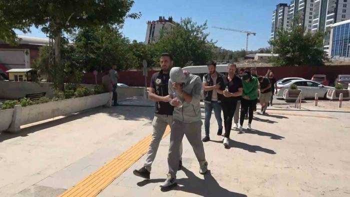Elazığ’da Uyuşturucu Operasyonu: 6 Gözaltı